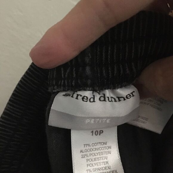 Alfred Dunner black pull-on grandma denim pants 10P - Picture 7 of 8